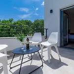 Tara By Interhome *