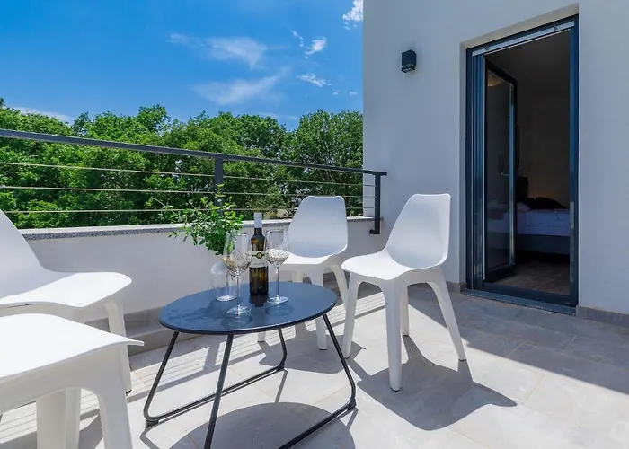 Tara By Interhome *