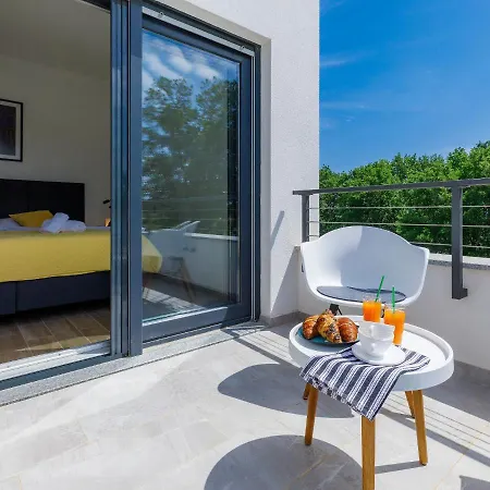 Villa Tara By Interhome *