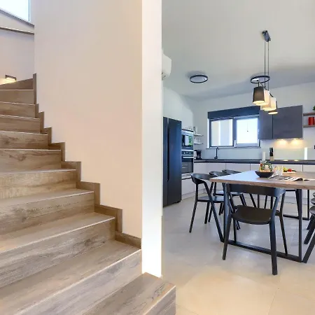 Tara By Interhome Villa *