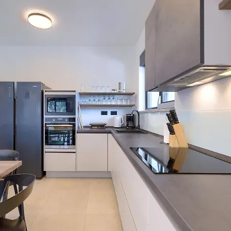 Villa Tara By Interhome *